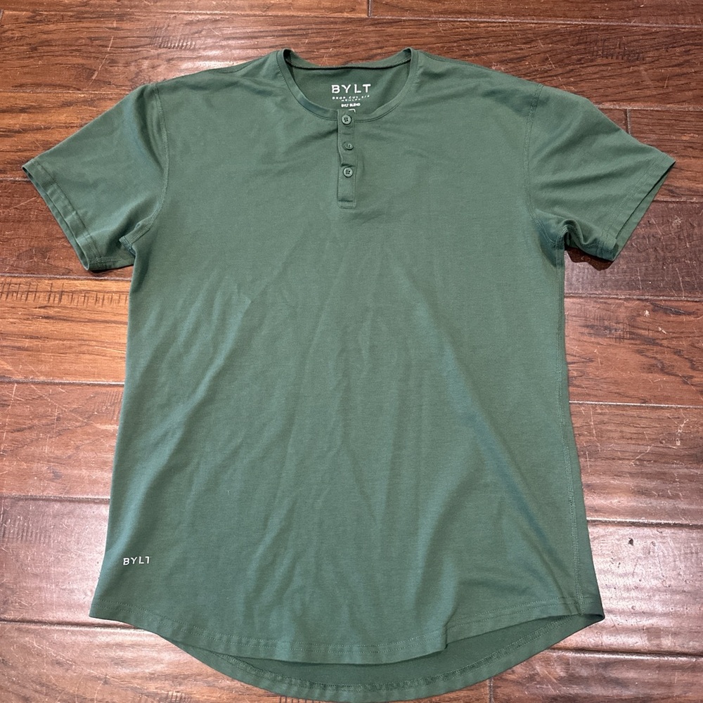 Men's Hunter Green Drop Cut S/S Henley BYLT Short Sleeve Shirt size L